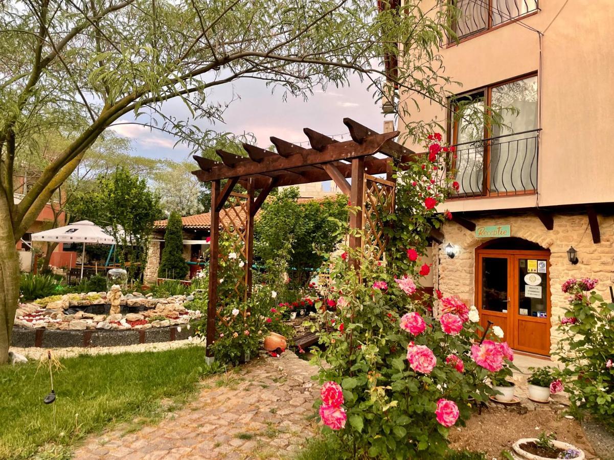 Vamabel House Bed & Breakfast Vama Veche Exterior photo